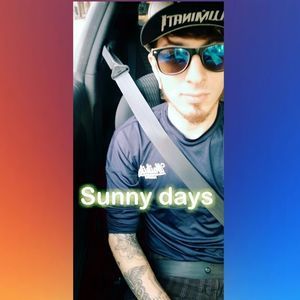 Meet your Posher, Ayron